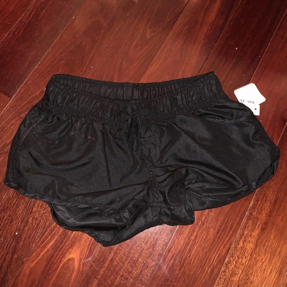 BRAND NEW W TAGS Estamico Women's Black Shorts